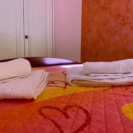 Apartman La Casetta Nel Centro Storico Di *